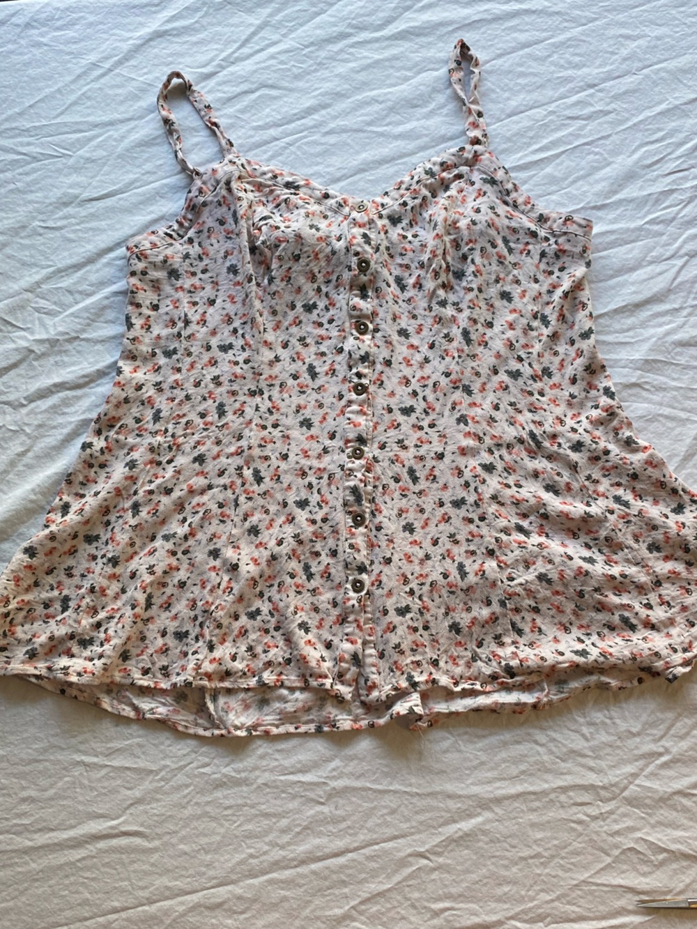 torrid Cream Floral Button-Front Tank with Coral & Gray Blossoms